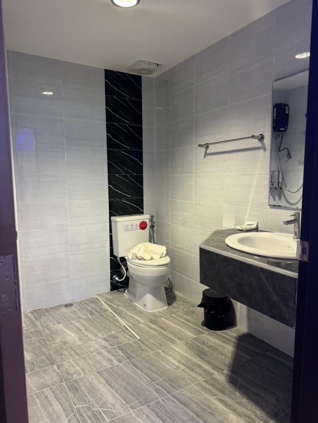 Neo Hatyai Hotel Hat Yai Ngoại thất bức ảnh
